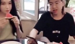 娱乐吃瓜酱喂西瓜视频,娱乐吃瓜酱带你领略喂西瓜视频的趣味瞬间